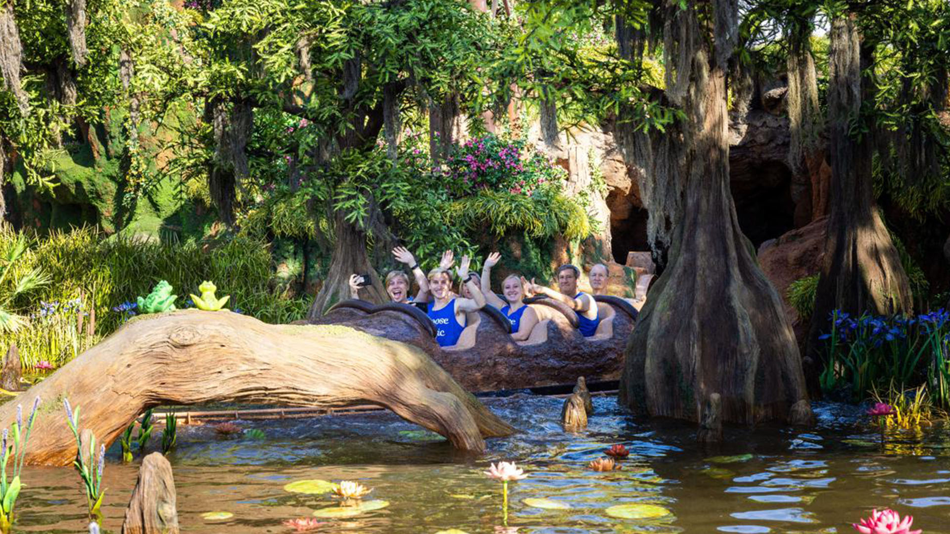4 reasons why Disney World is one of my favorite multi -generational travel destinations