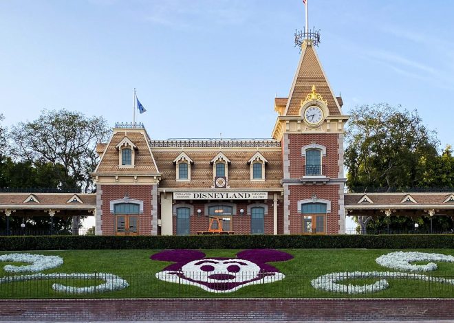 Theme Park News: Disneyland is 70 years old and made his debut on the new animatronic show by Walt Disney