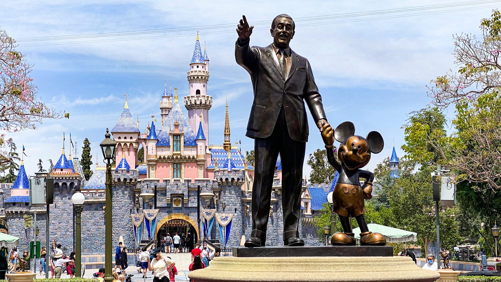 A month-by-month guide to Disneyland Resort in 2026