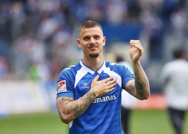 Full-Back Polandia yang Berubah Menjadi Mesin Pencetak Gol 2. Bundesliga